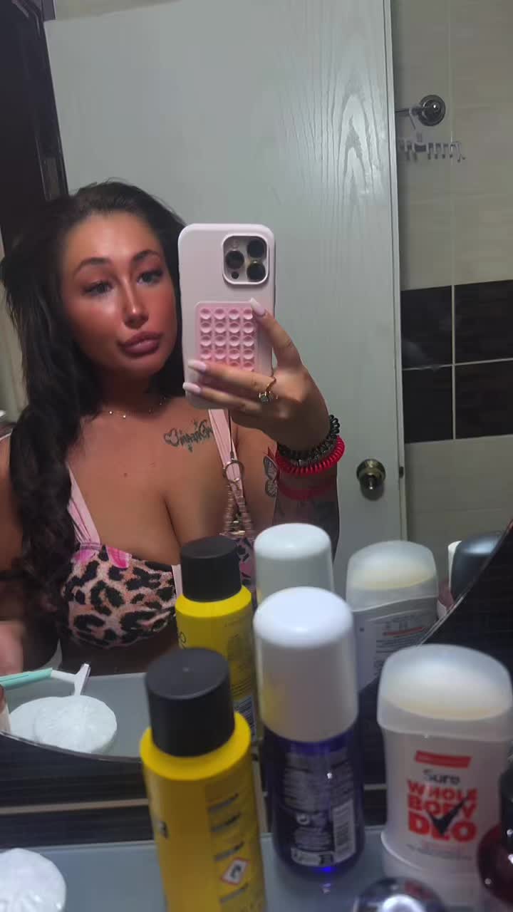 @Shelby Broughton🍒