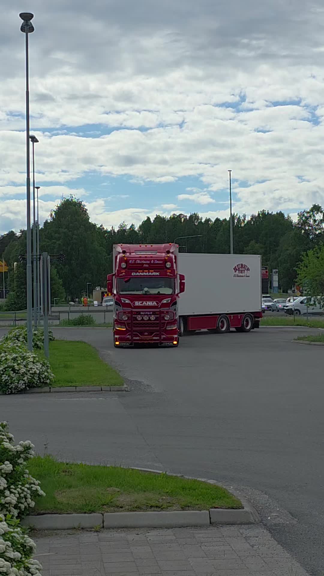 @lastbilarskelleftea