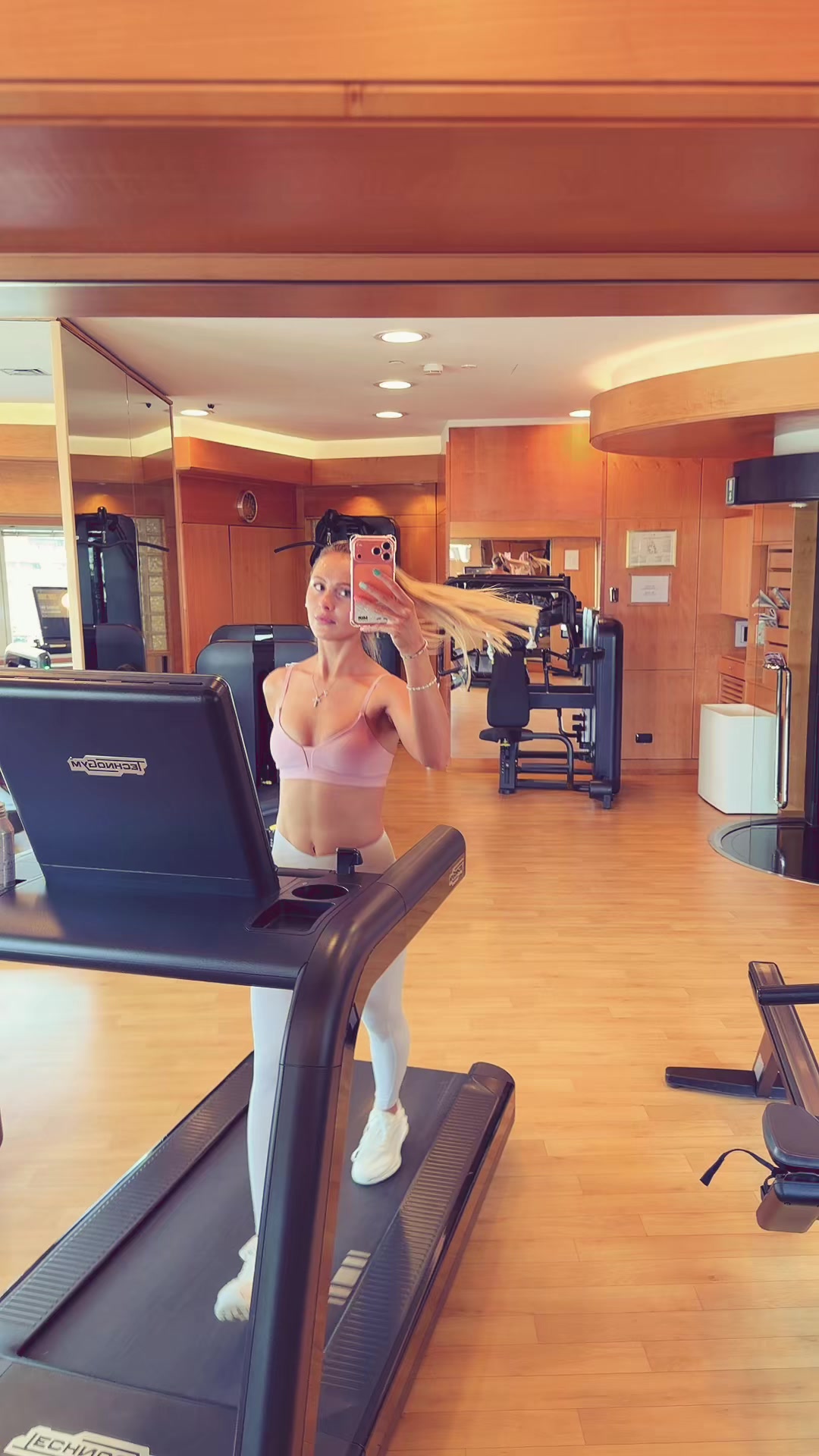@Xrstiianaa
