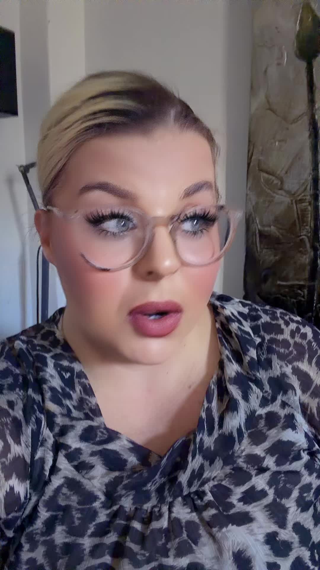 @klaraorbacks