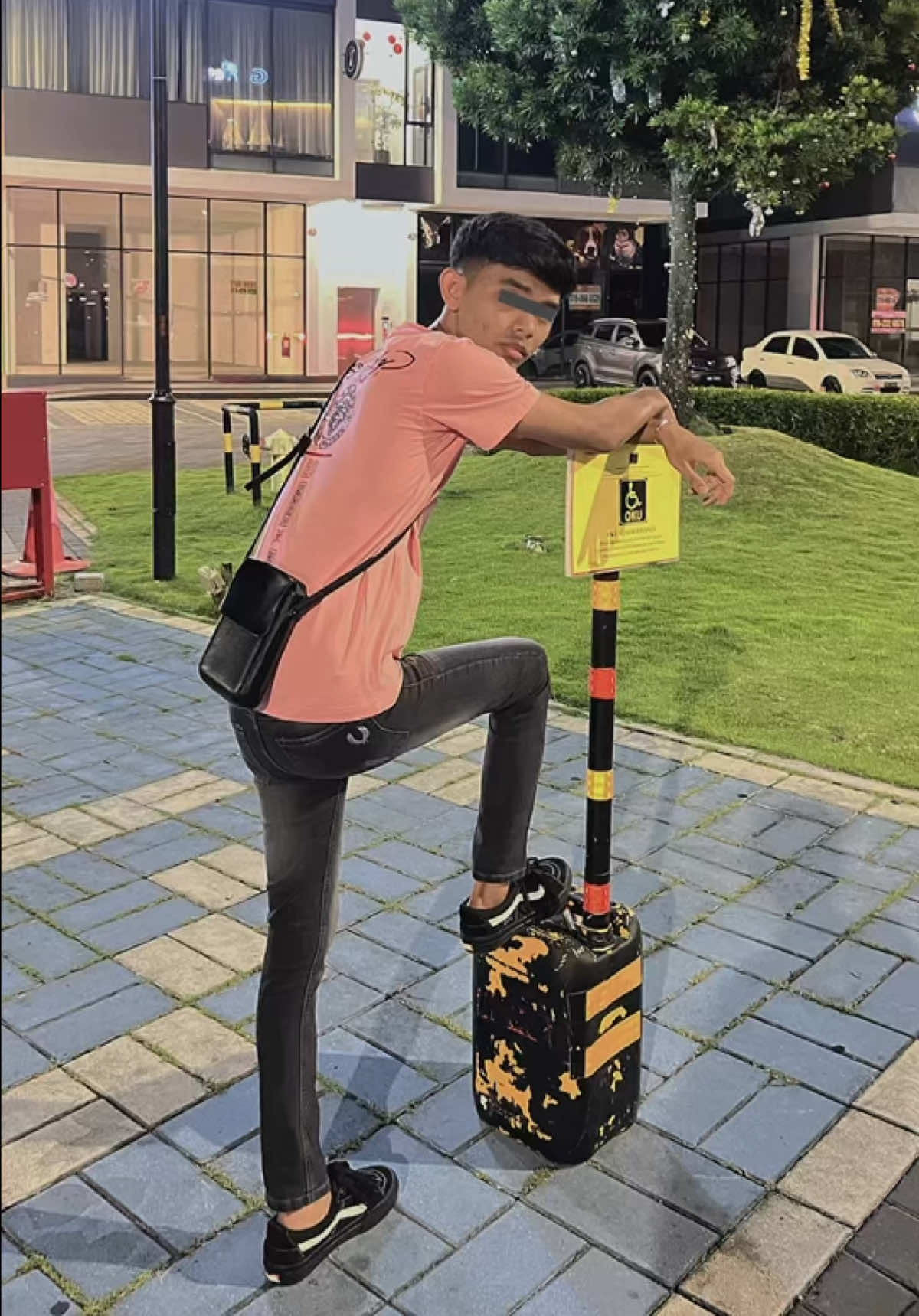@𝖺𝗆𝗂𝗋𝗎𝗅𝖺𝗆𝗋𝗂