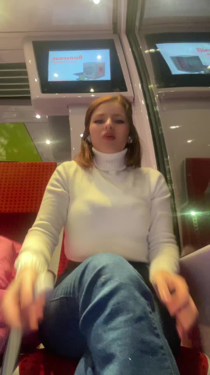 @Celia ♊️🦅