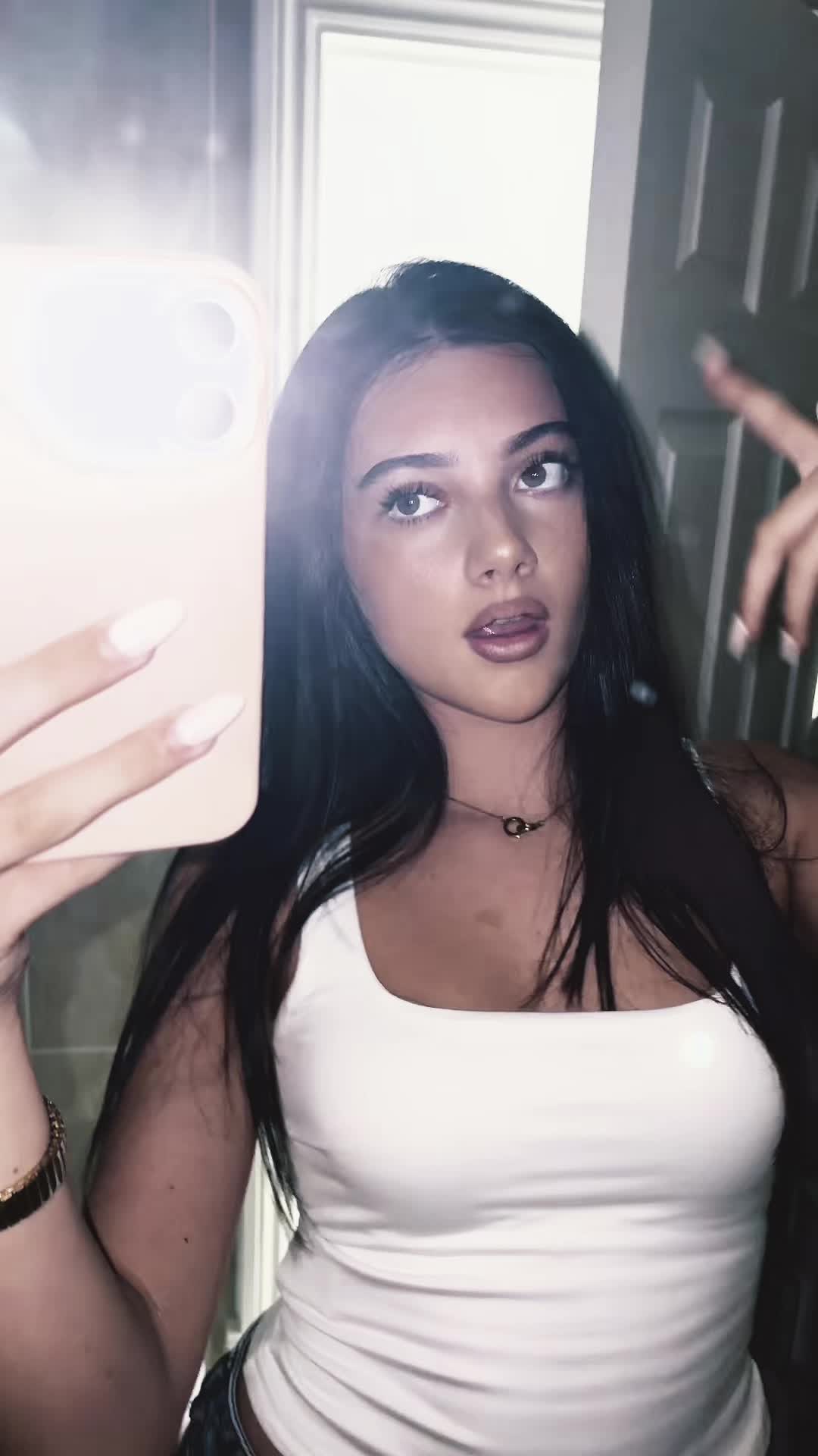 @Iz