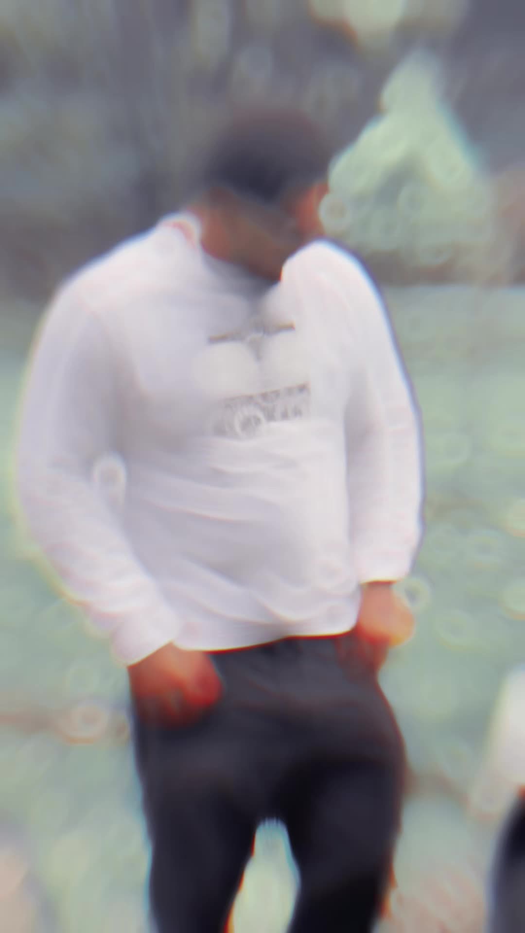 @/-\ /\/\ /-\ /\/