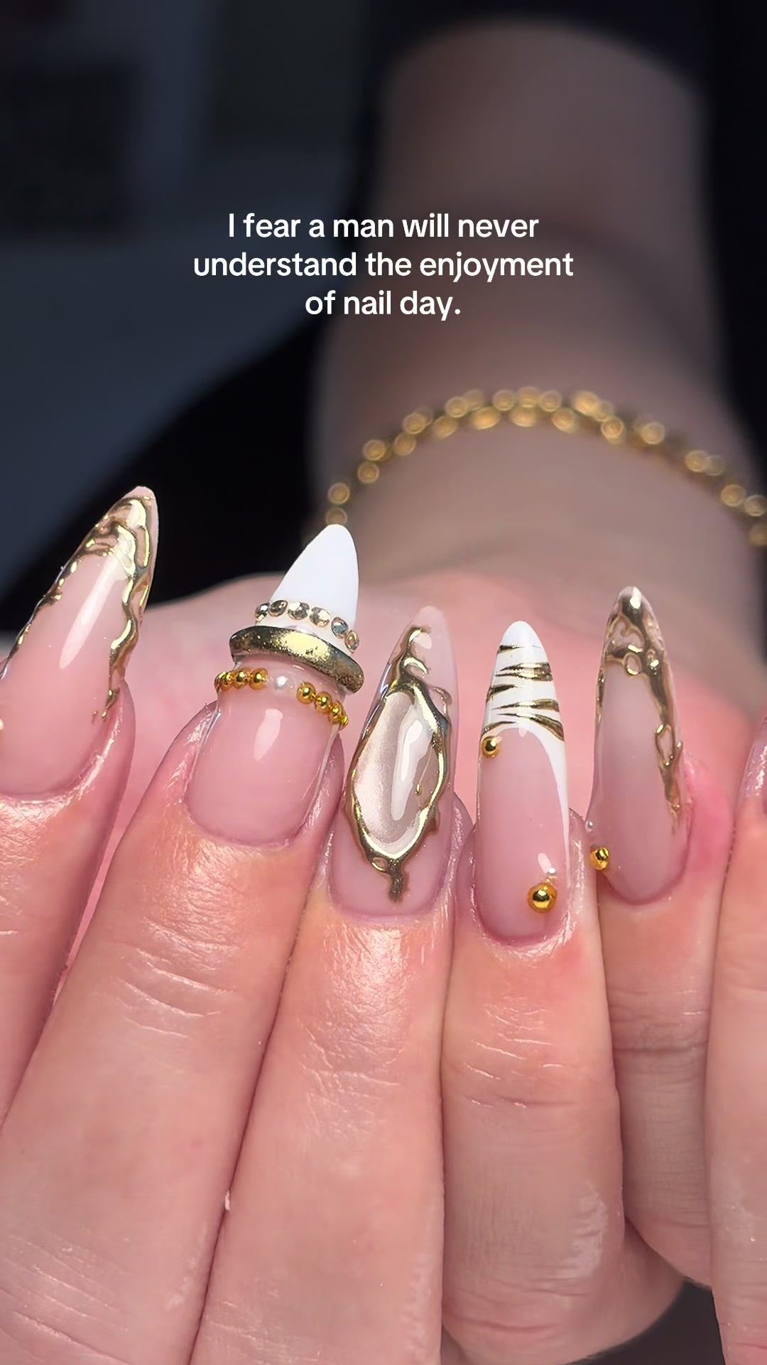 @caitysxnails