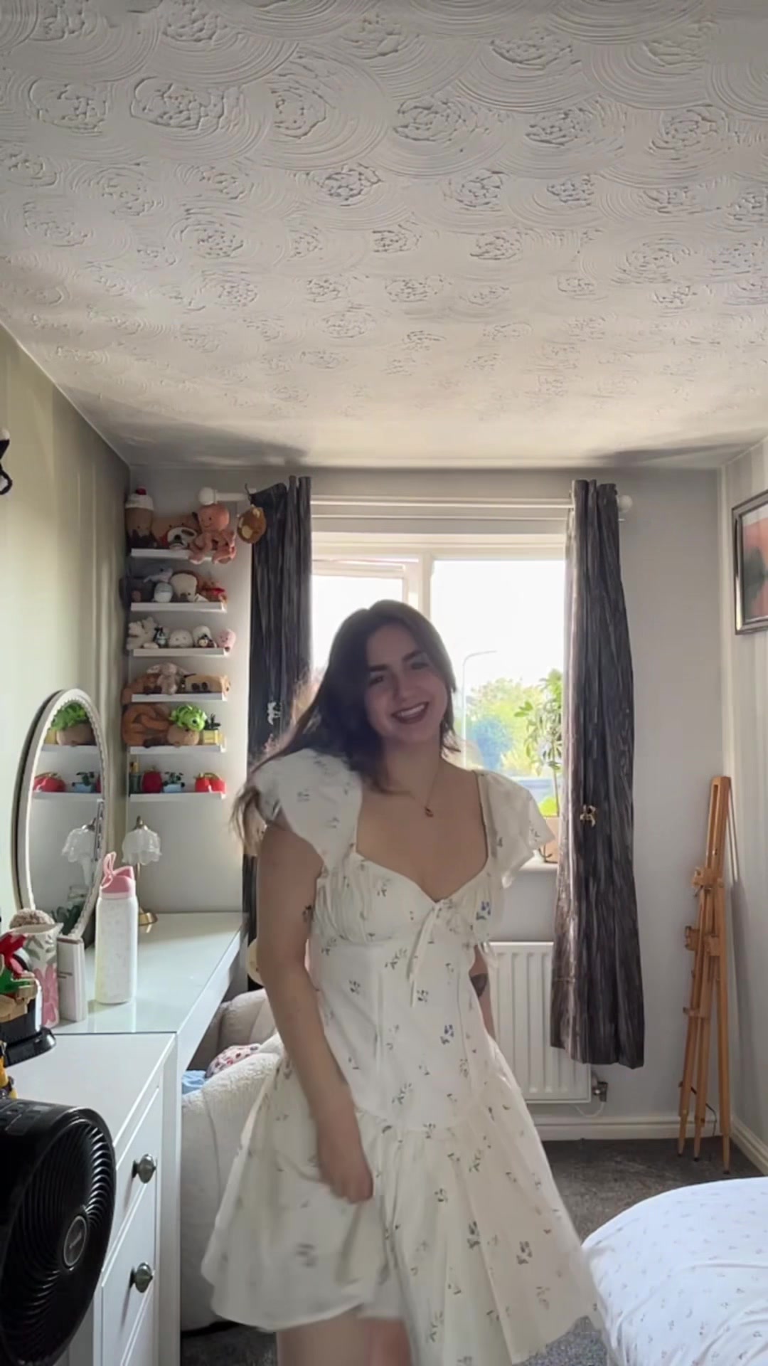 @Charlieee🐞