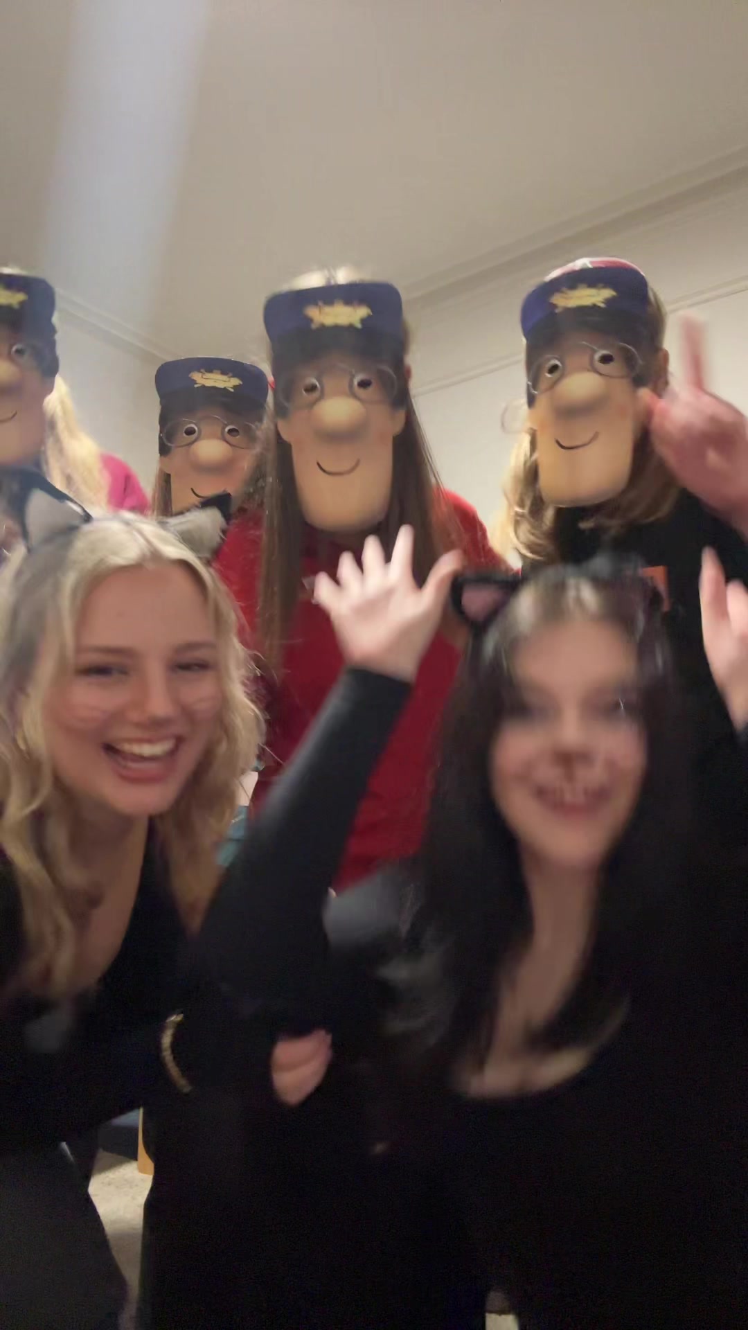 @eloise ౨ৎ