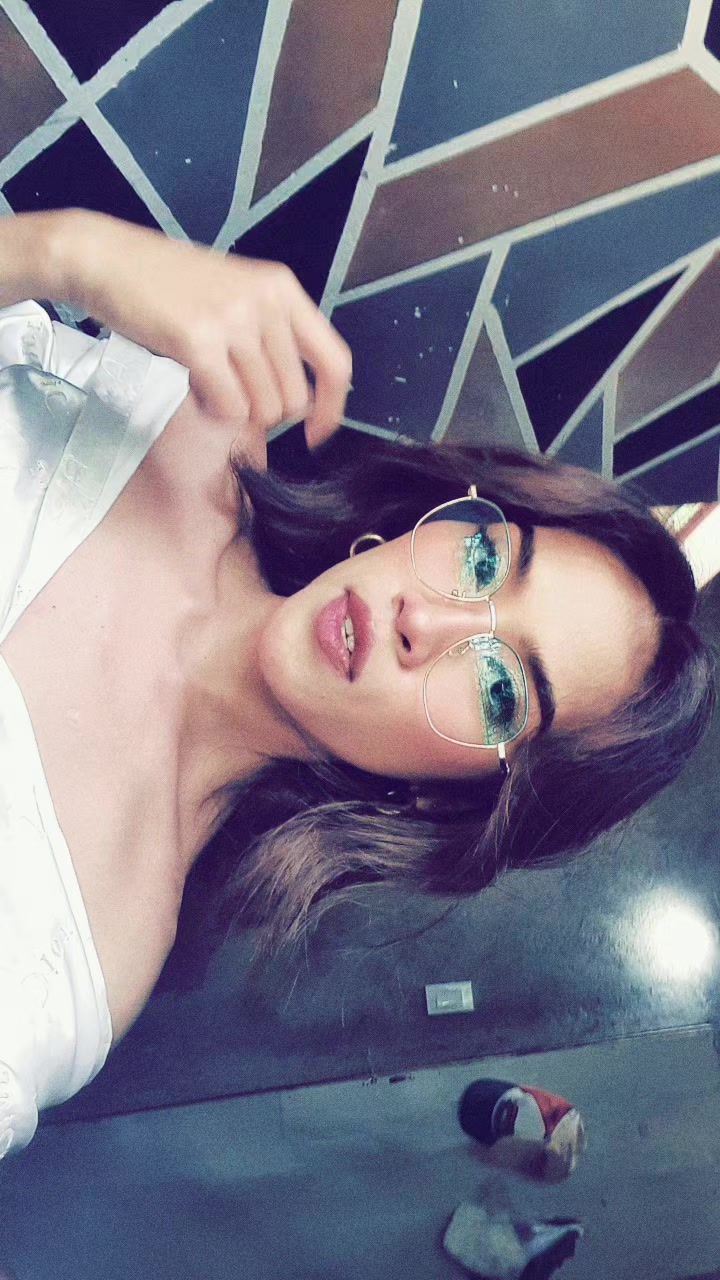 @L_444🦄