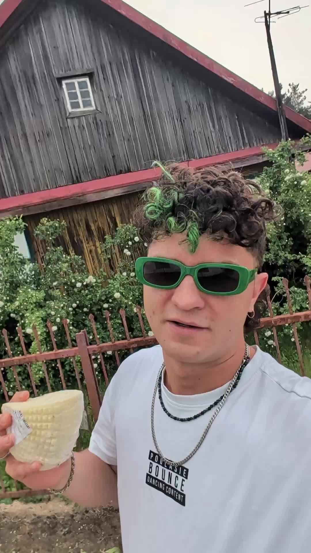 @Kolorek