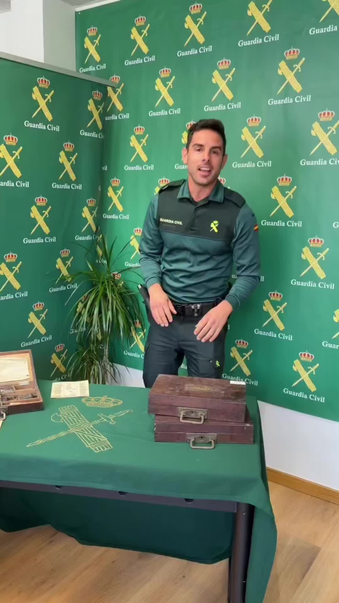 @Guardia Civil