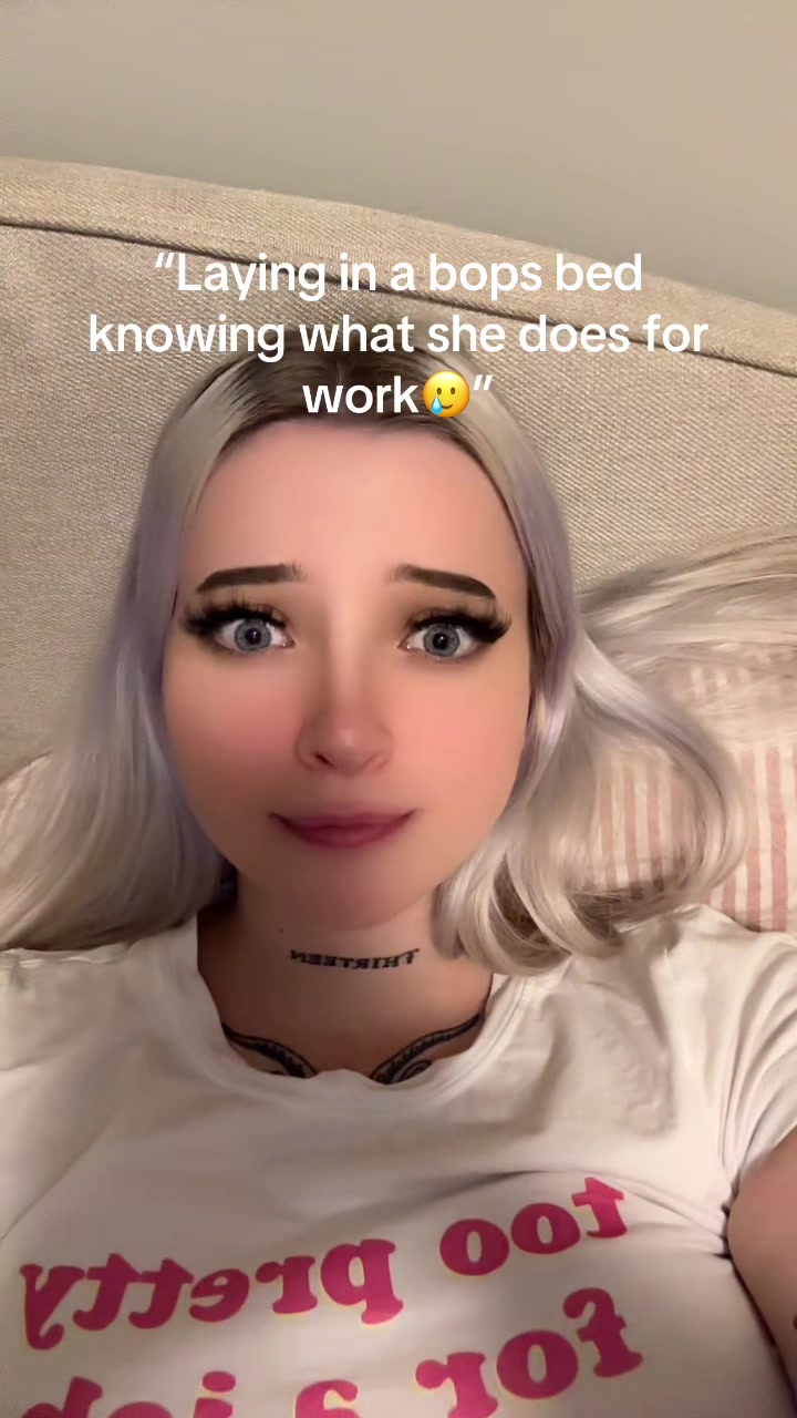 @Vikkzy