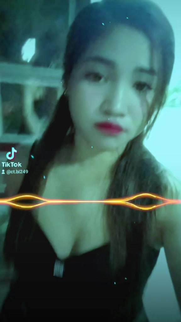 @L&ugrave;i Lại Ph&iacute;a Sau 💘