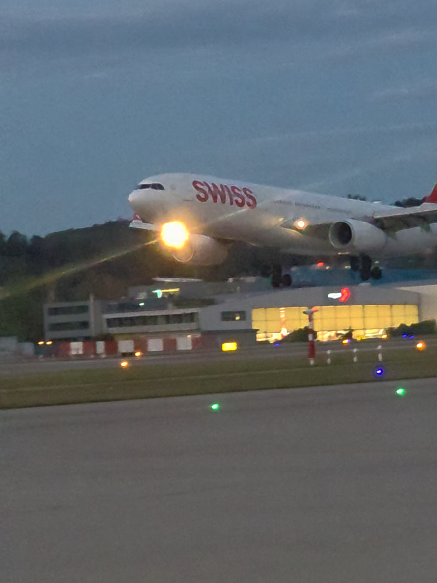 @💙🇨🇭Aircraft Elias ✈️💙