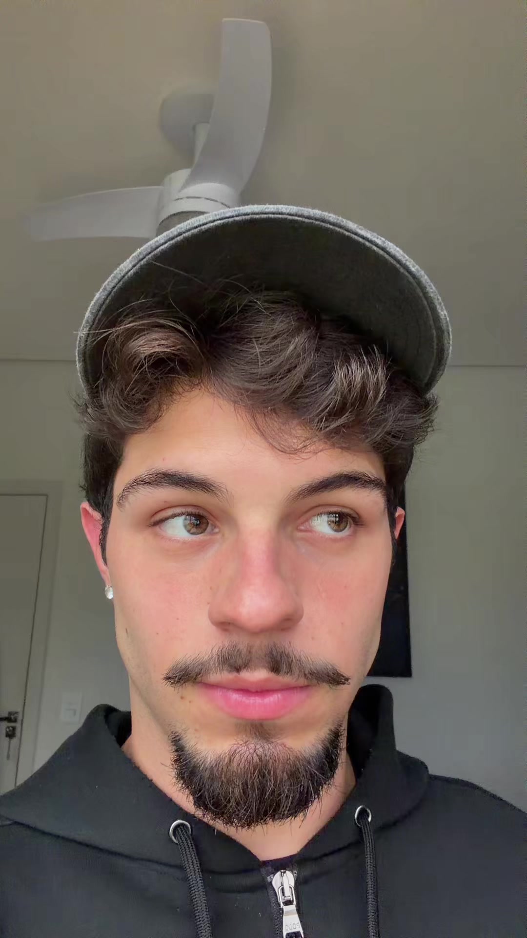 @Vini Vecchi