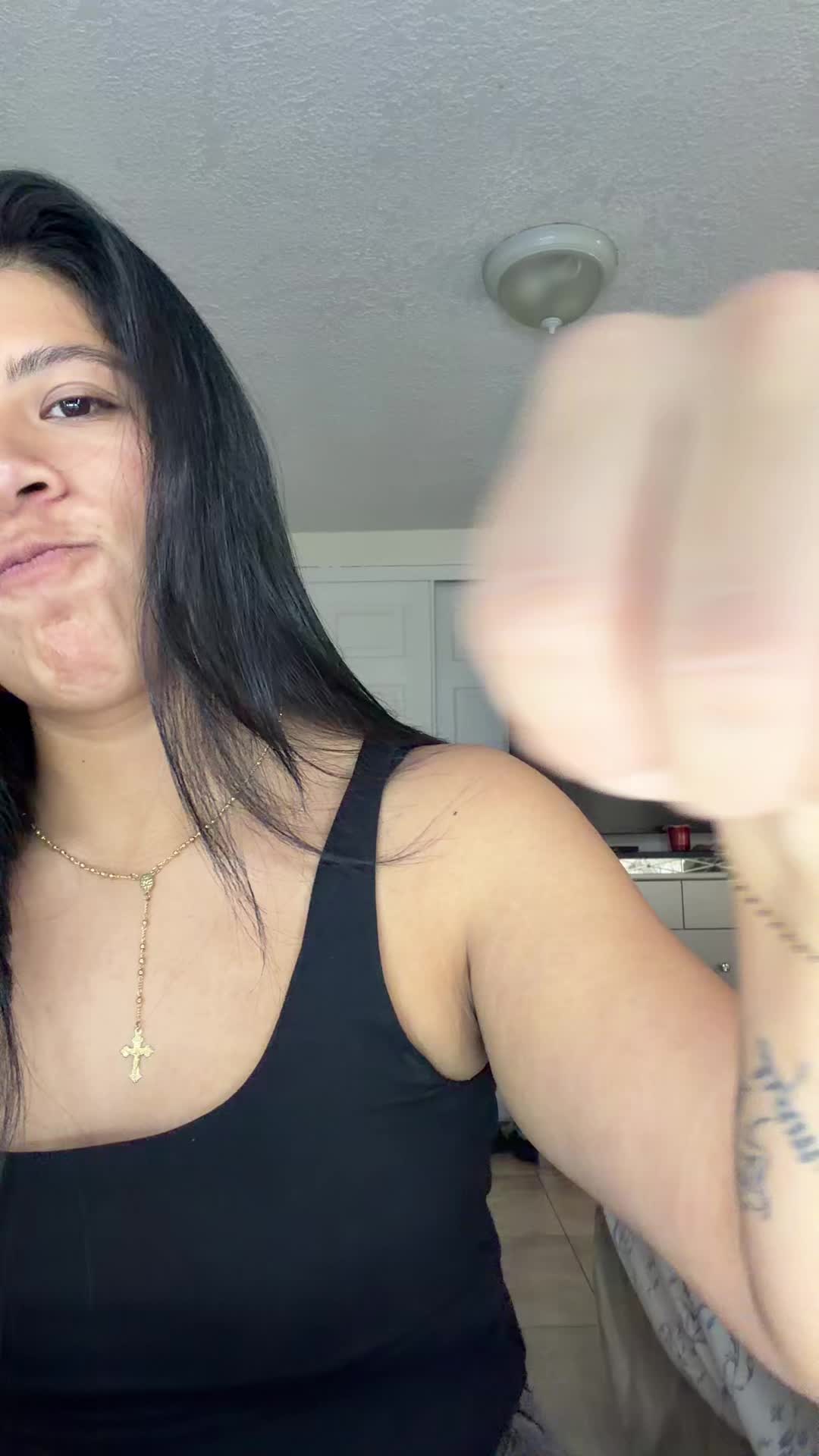 @Sofi leva🕷️🖤