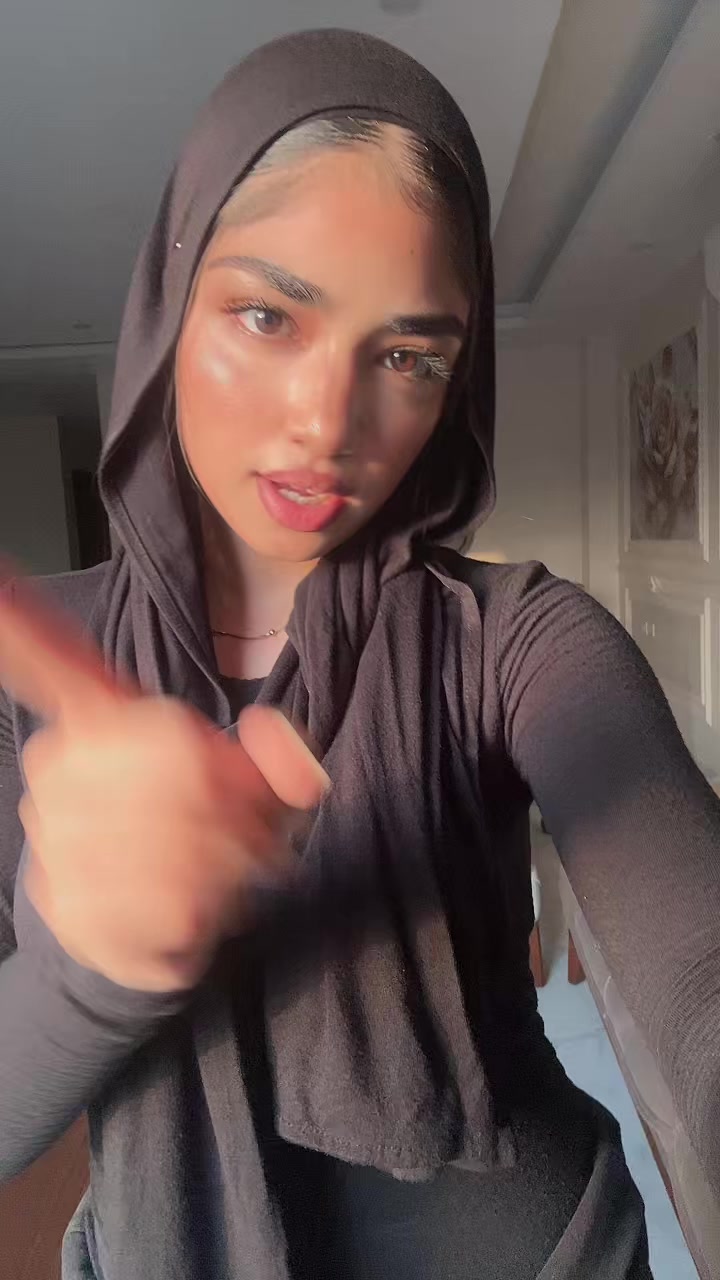 @๐ฅฅ