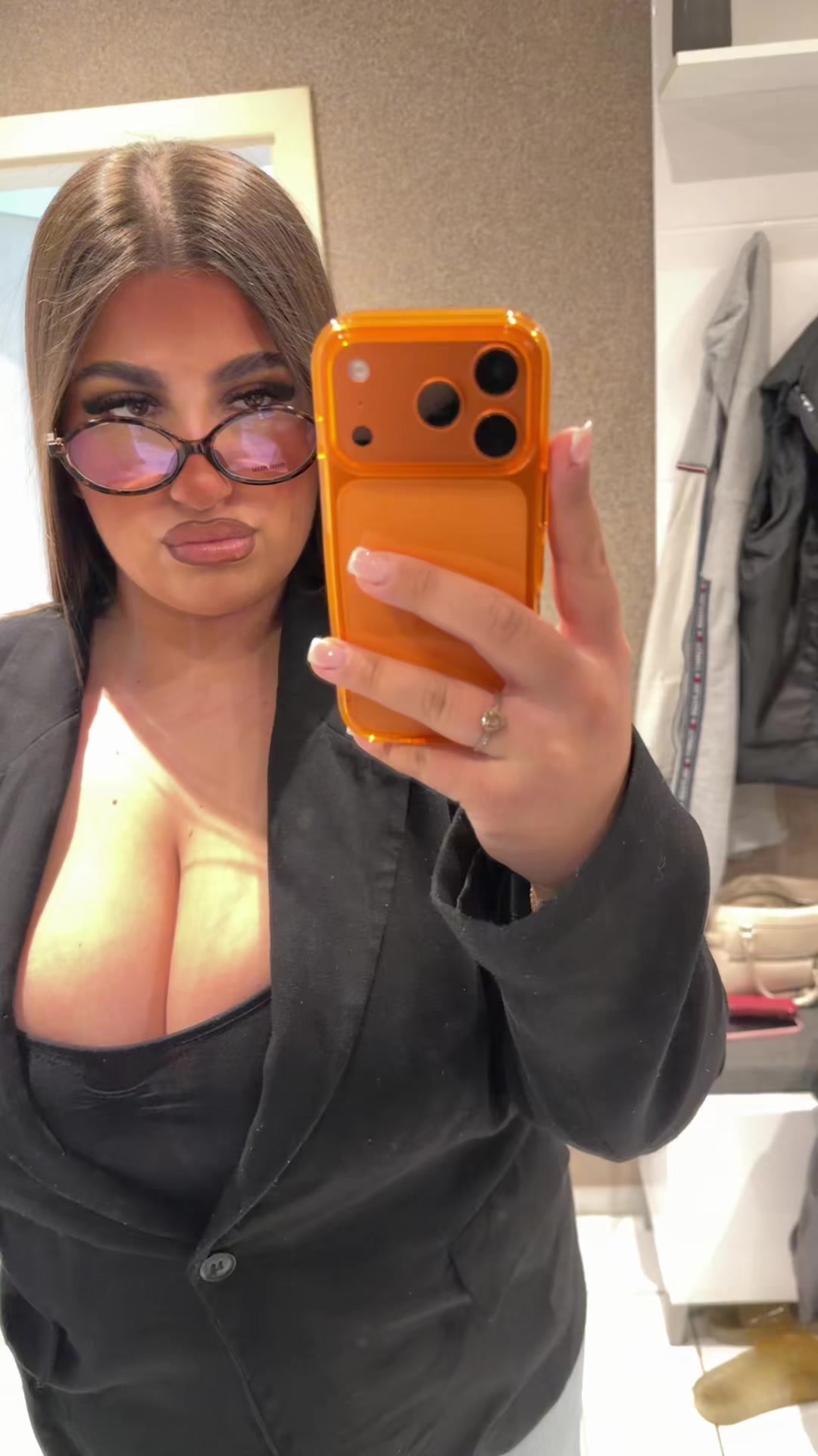 @andjela