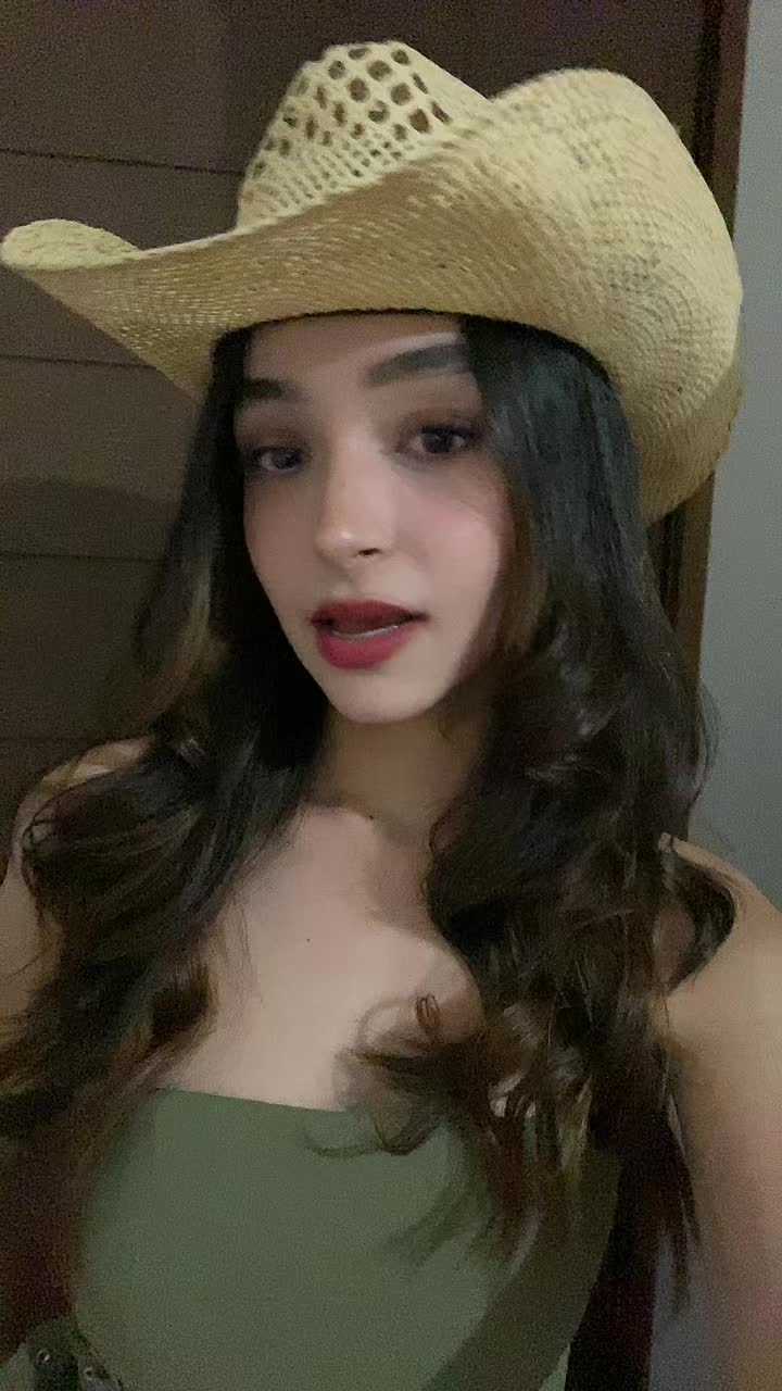 @bella