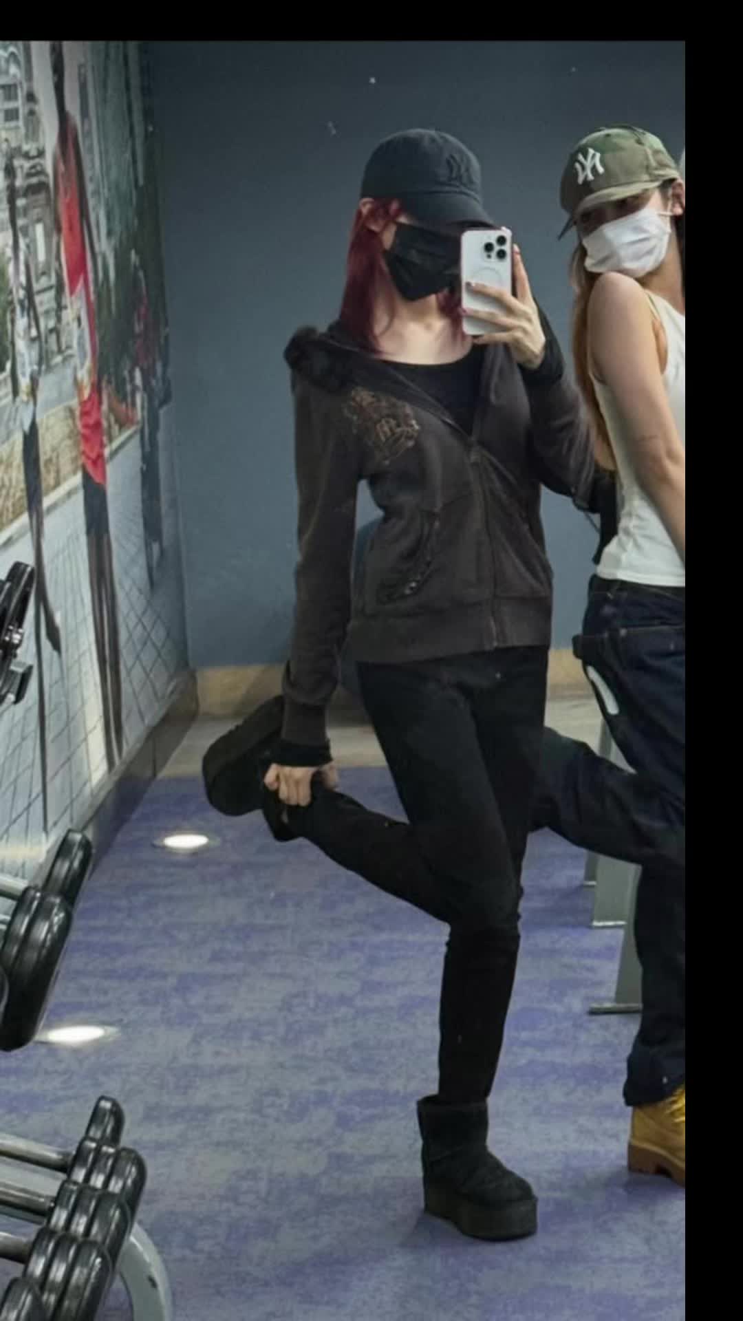 @JenroyalatteSelle