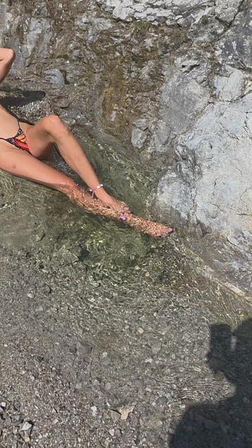 @Nikoletta