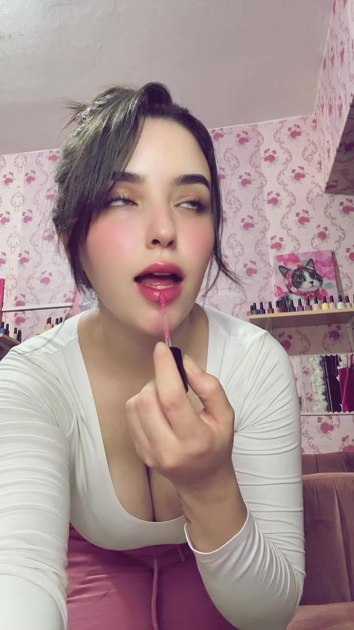 @Kroxa_baaby🤡