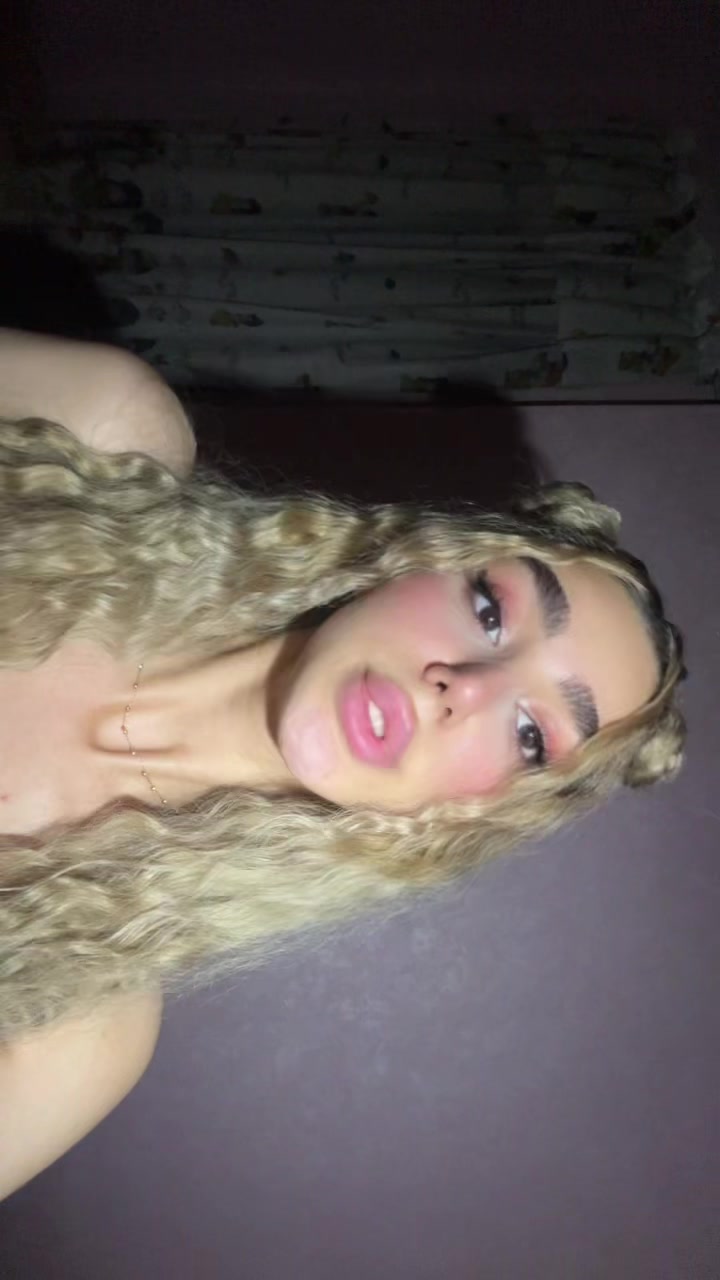 @saraakittyy