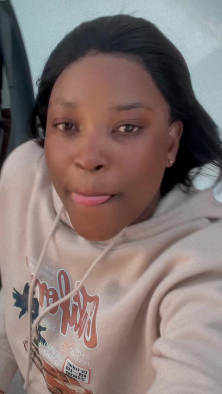 @GORATA MOTLAMEDI