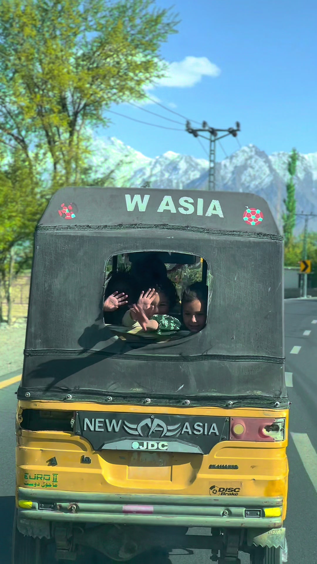 @Pakrism