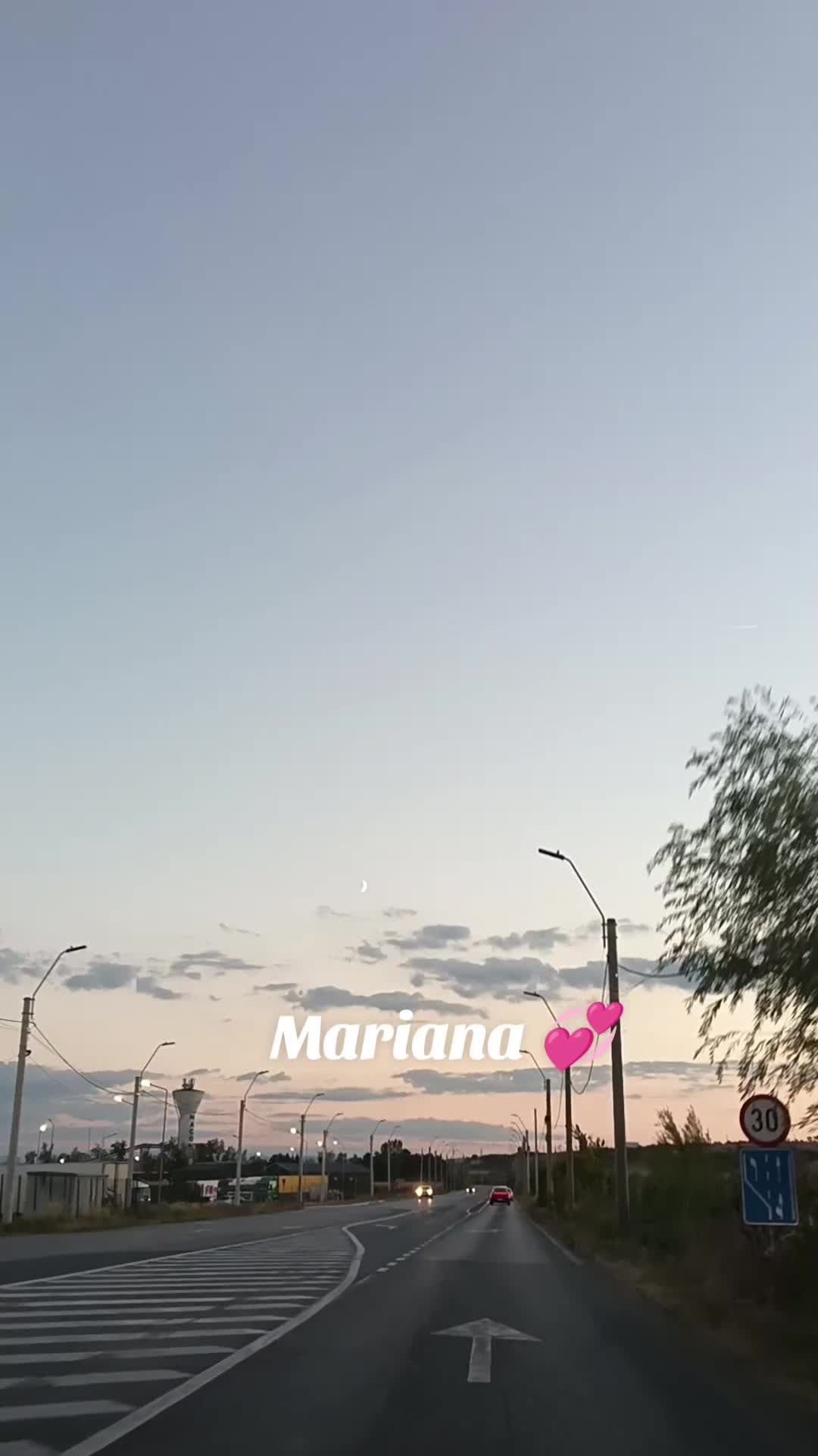 @Mariana💞🦂