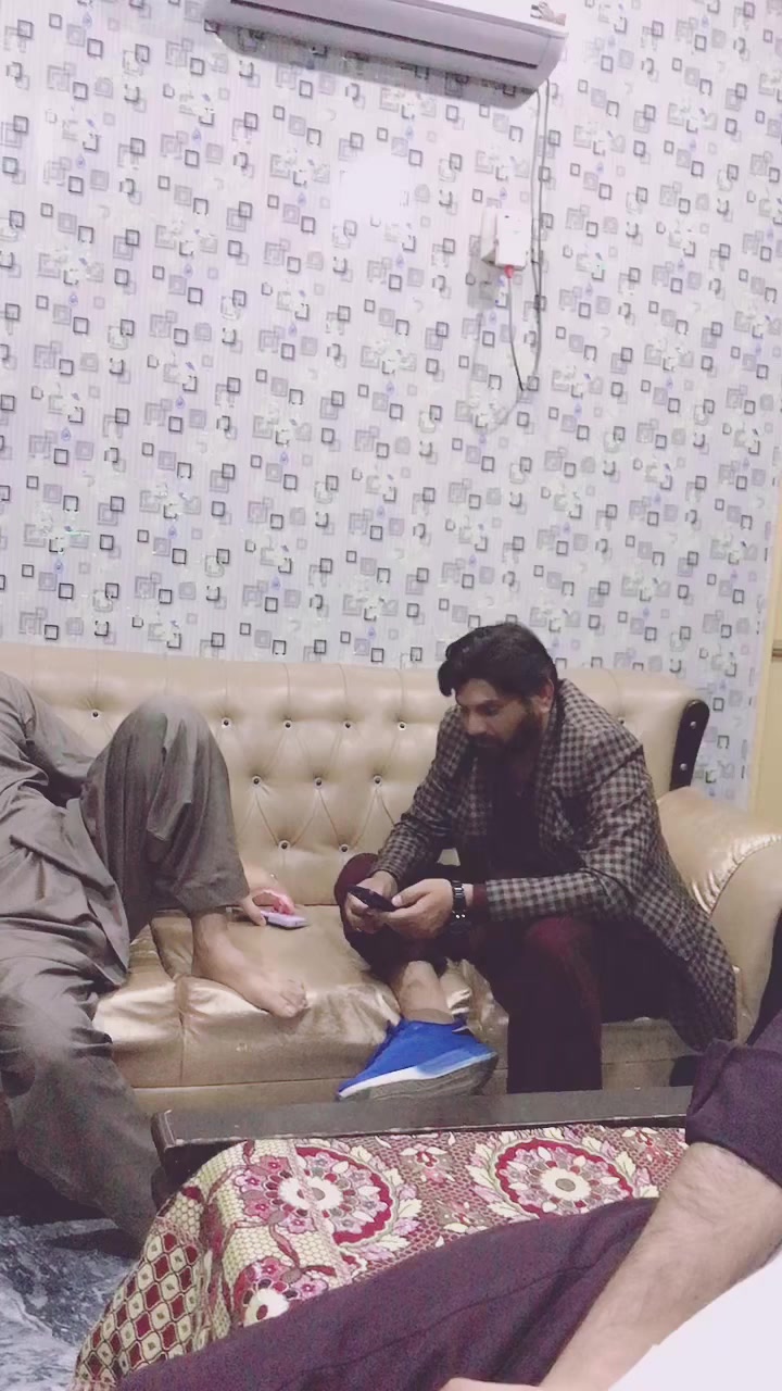 @Tanveer gujjar