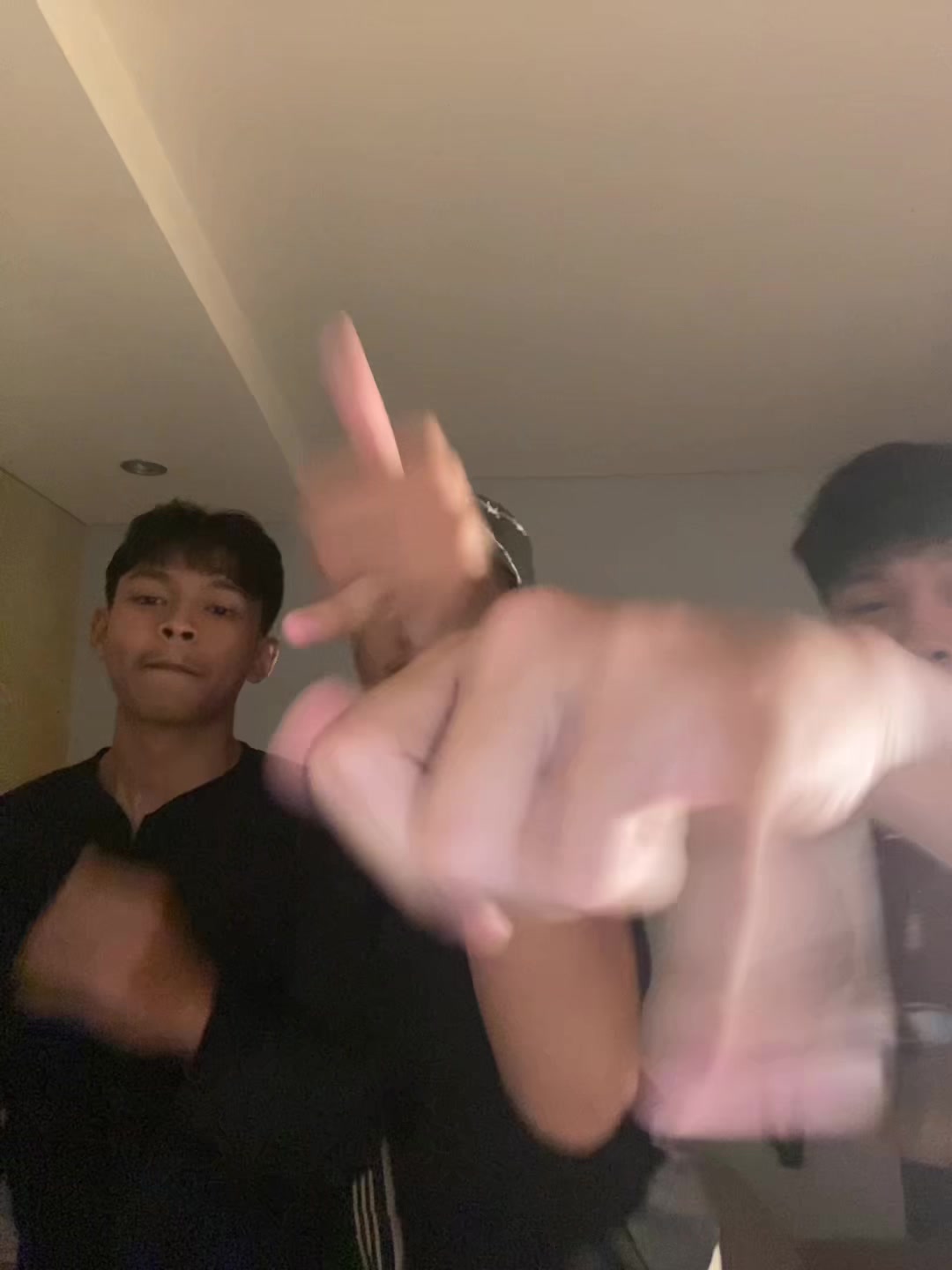 @kjtrs
