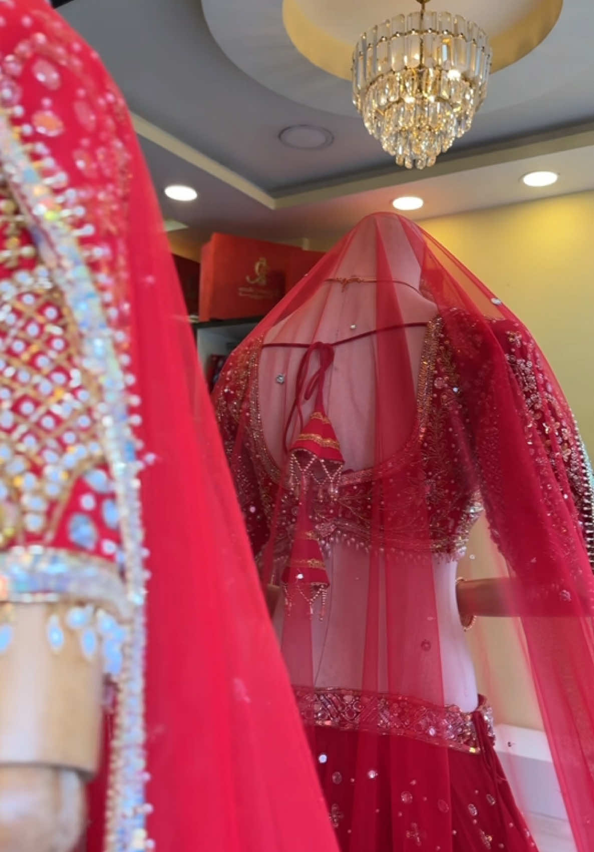 @R Square collection boutique