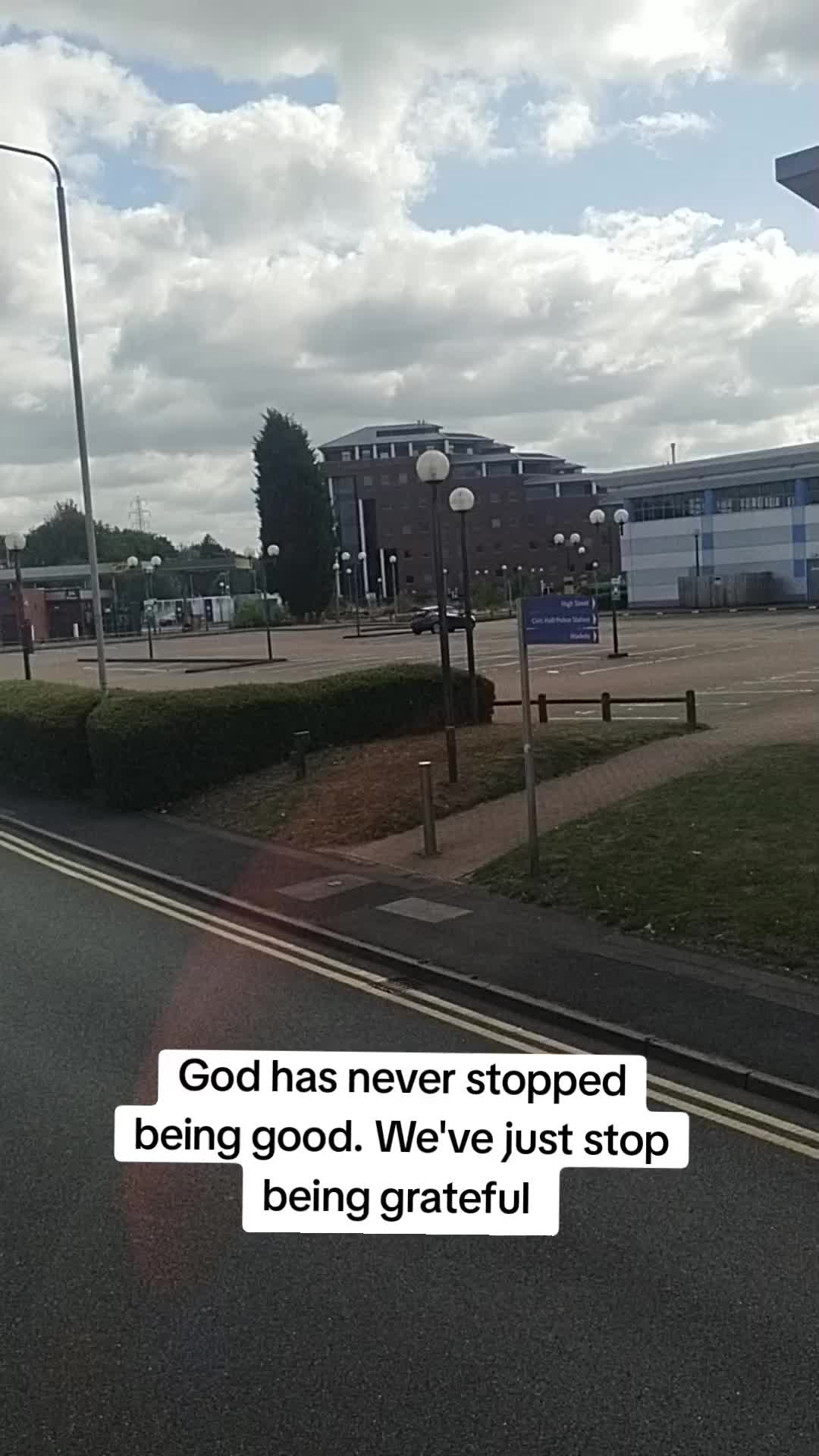 @𝕂𝕠𝕞𝕖𝕫𝕚𝕟𝕠 👑⛪️