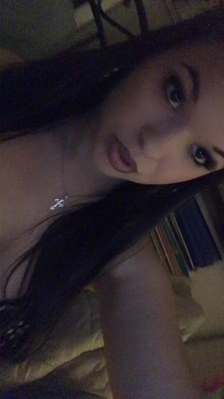 @♱