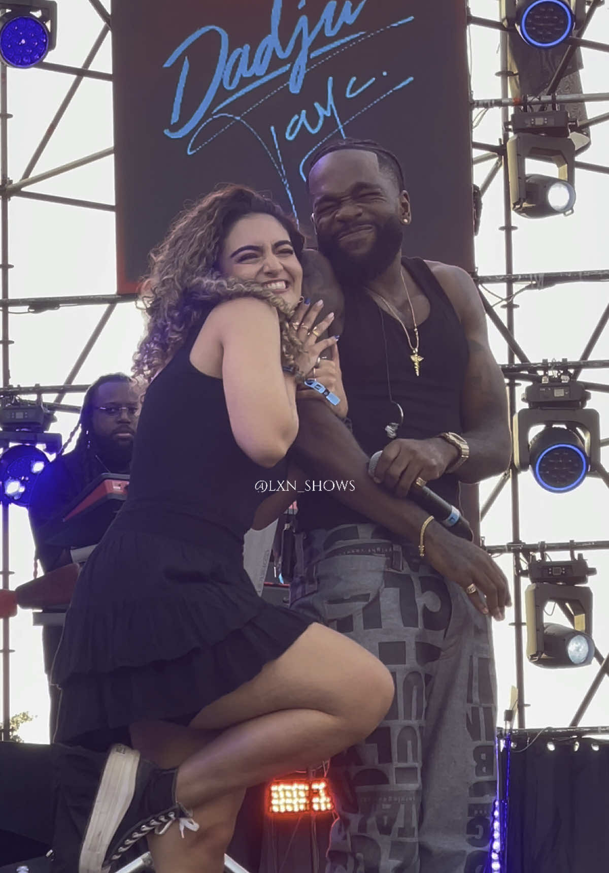 @𝗟𝗫𝗡_𝗦𝗛𝝝𝗪𝗦🎶