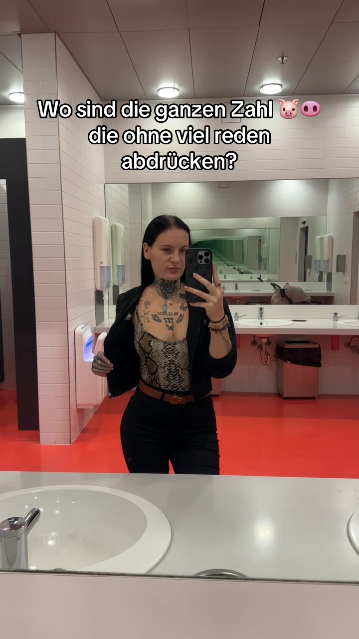@Inked Girl