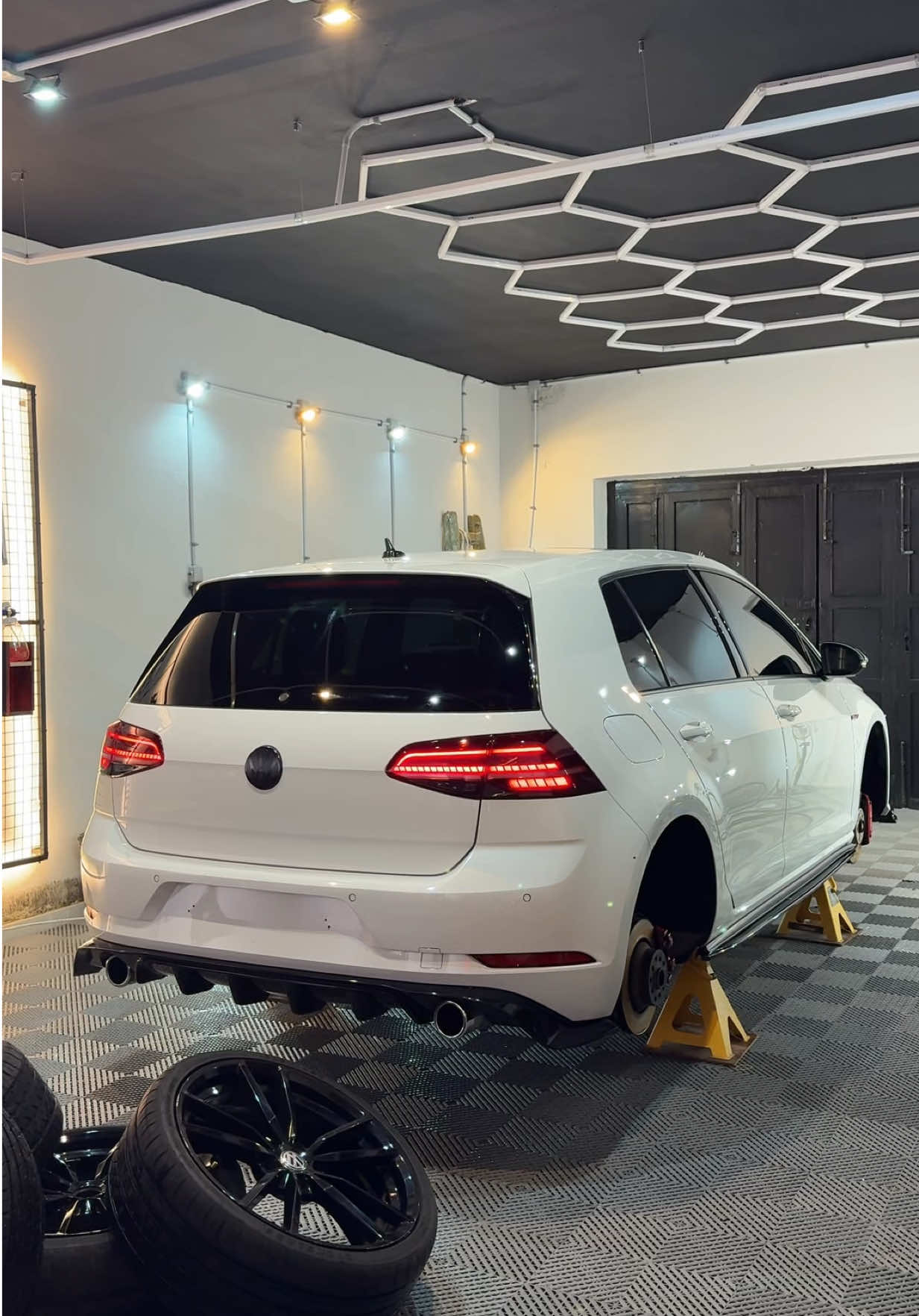 @monza.private.detailing