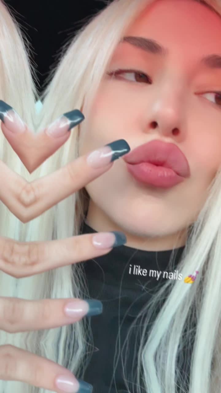 @ClubAvaMax
