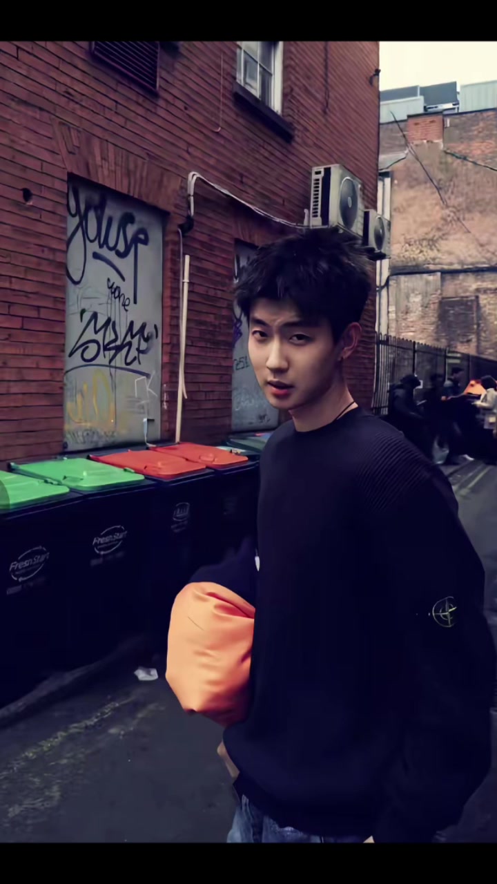@Ly🌥️