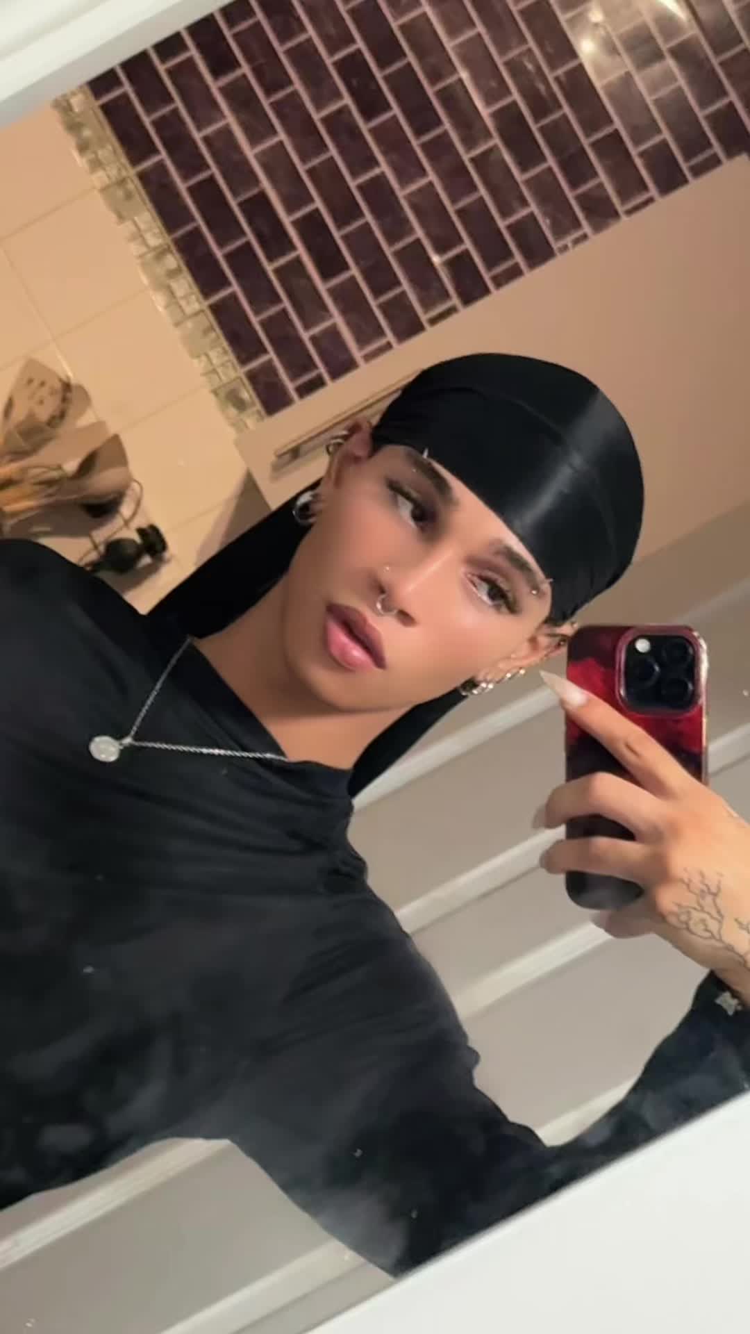 @𝐤𝐢𝐭𝐭𝐲𝐜𝐨𝐥𝐞 🐾