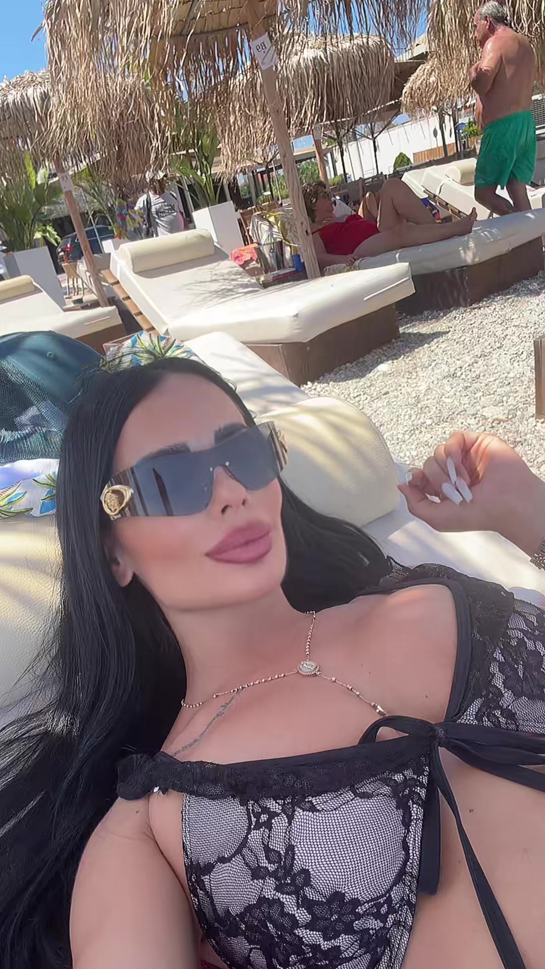 @zivasfashion