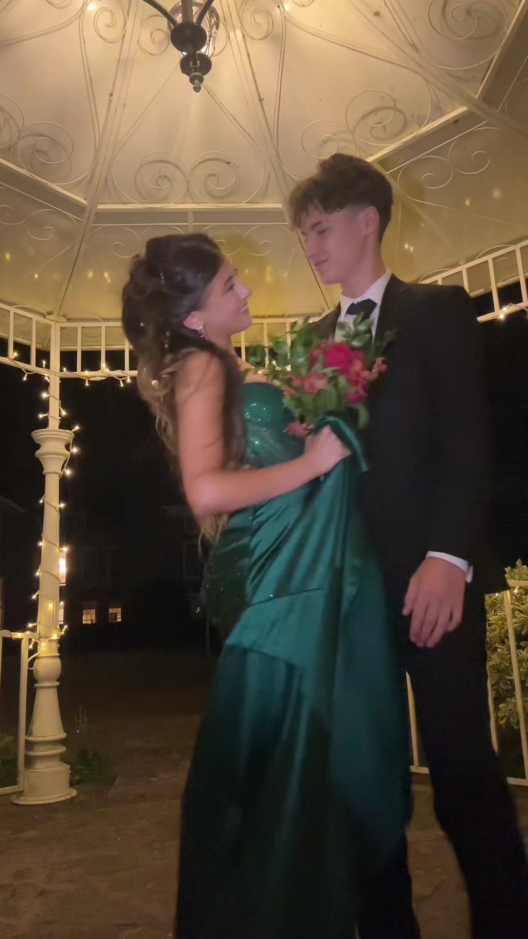 @𝑰𝒎𝒆𝒍𝒅𝒂 𝑫𝒂𝒍𝒊𝒑𝒊 🤍
