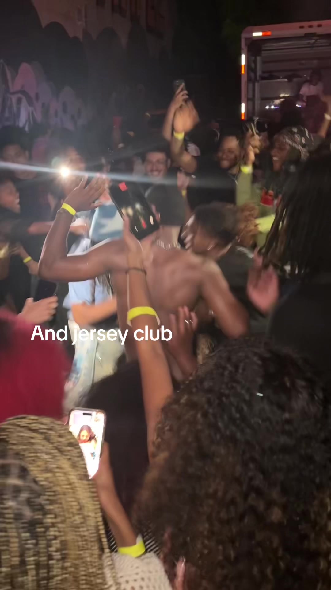 @Pinklaflare
