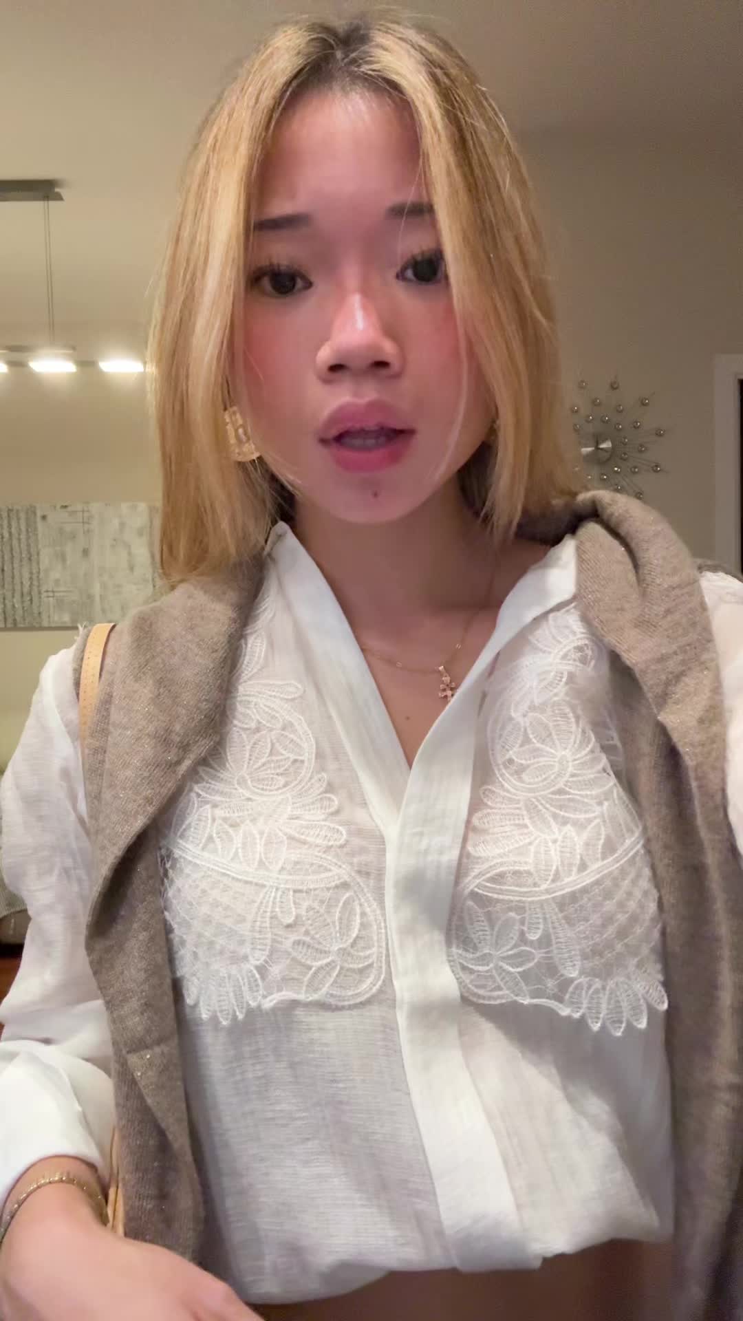 @🫦