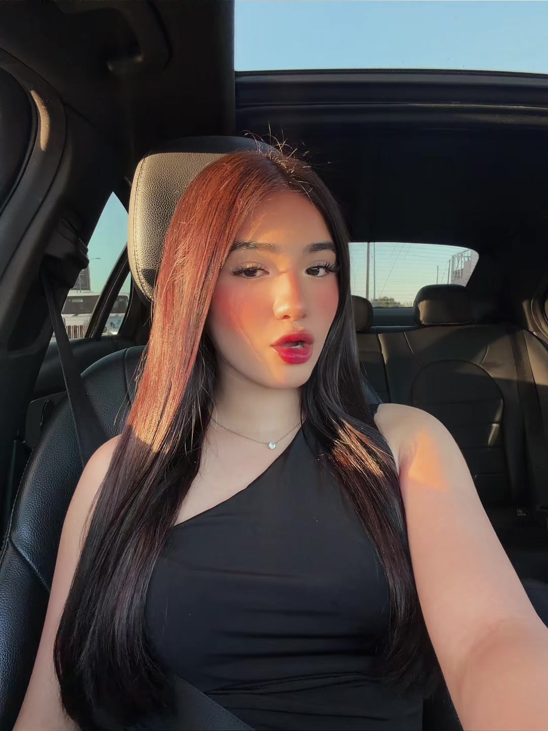 @Nailea