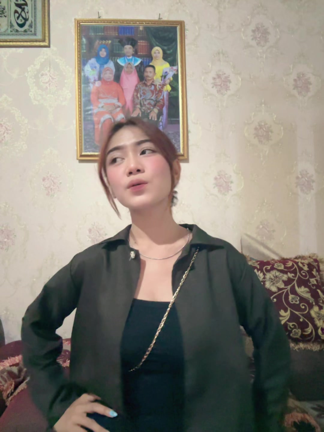 @𝐚𝐧𝐢𝐬