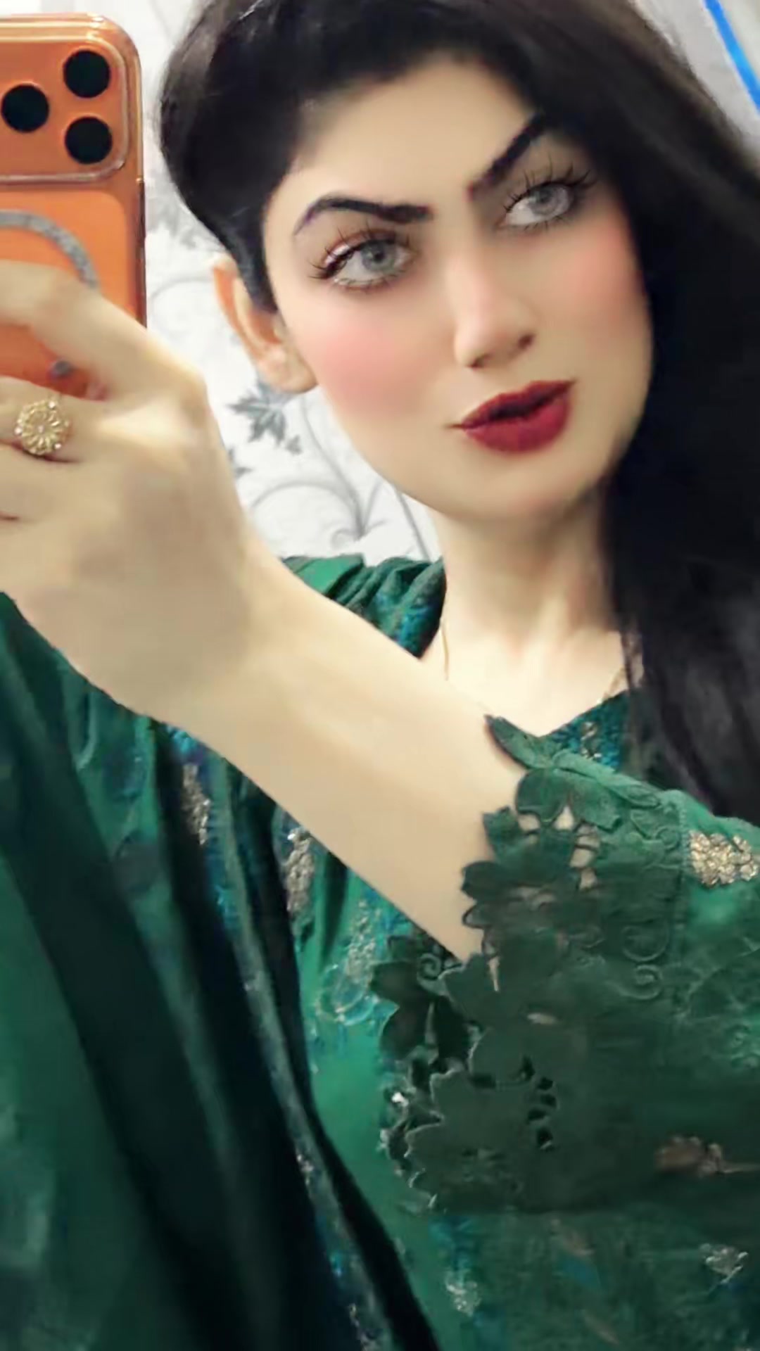 @Masooma jaan