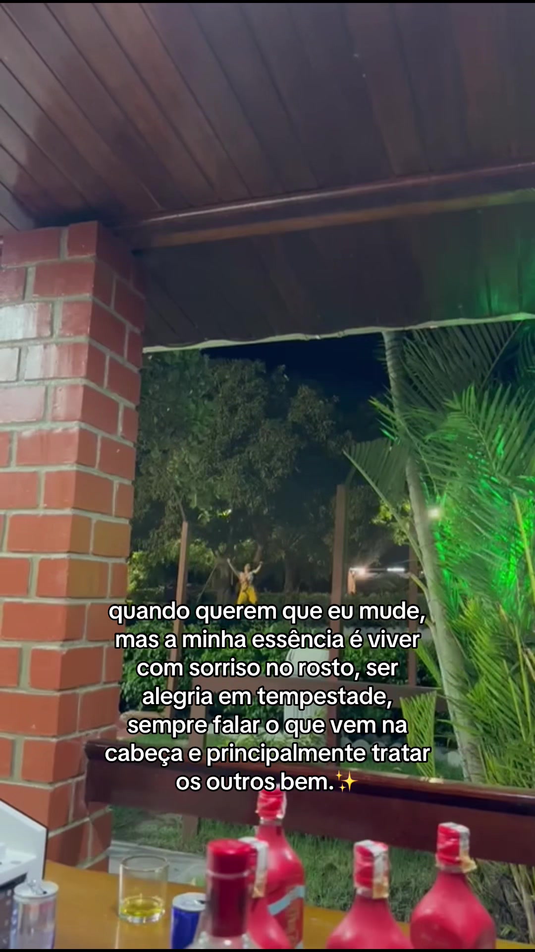 @Flora Queiroz
