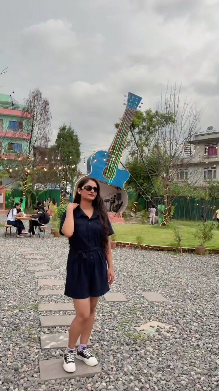 @Gauri😁❤️🌺