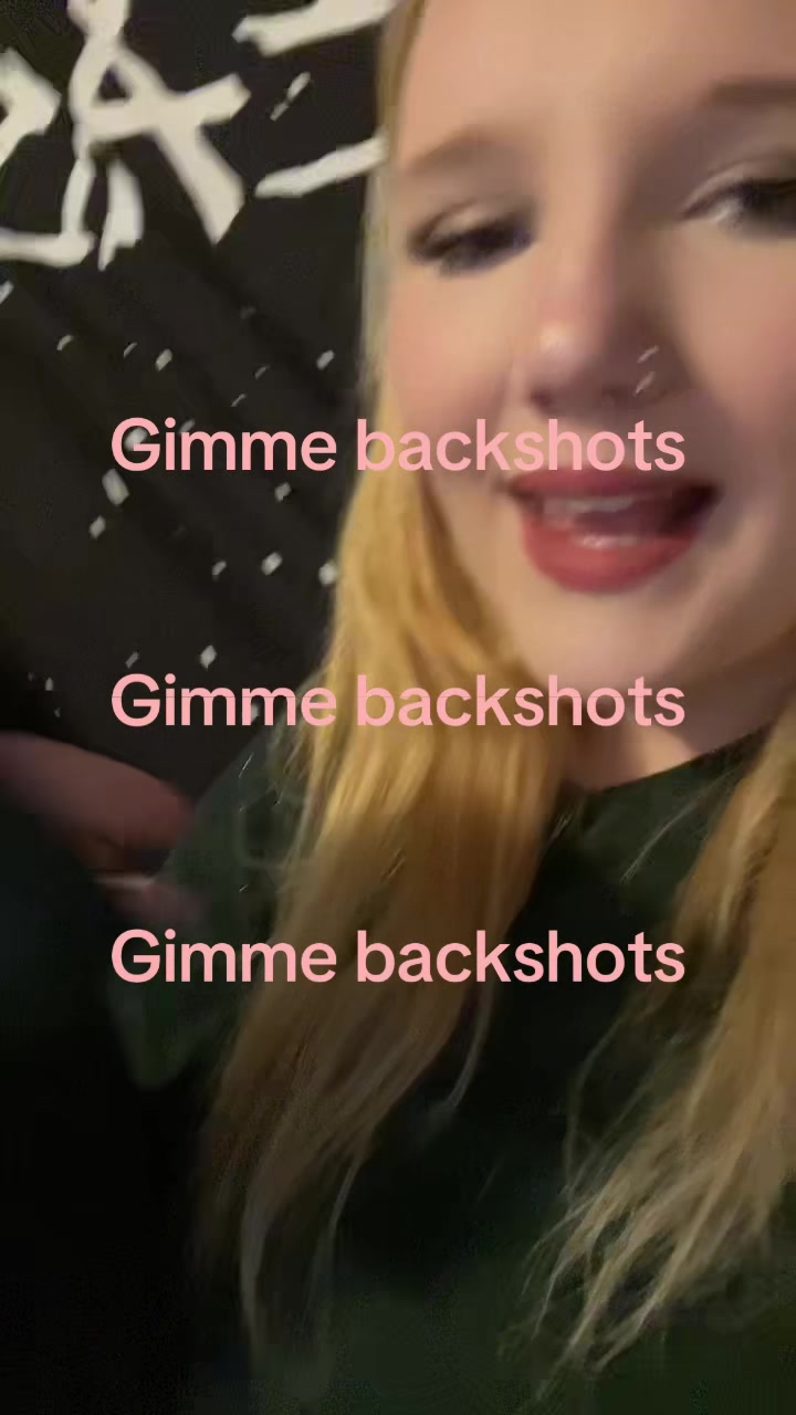 @chloe